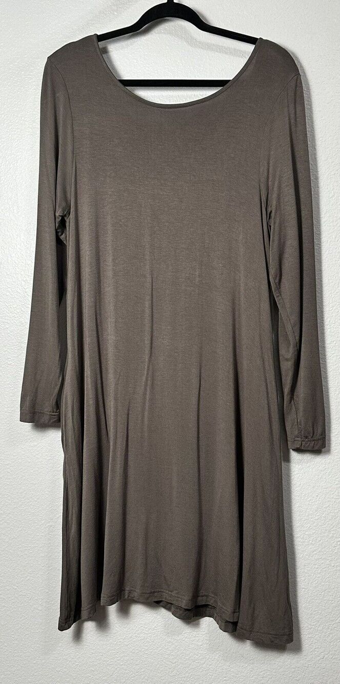 Simply Southern Women’s Grayish Brown Long Sleeve Lattice Back Dress Size Medium